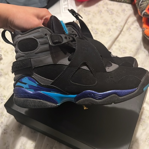 Air Jordan 8 Retro “Aqua” size 4.5 in men. Size 6 in women. Comes with box - Picture 2 of 6